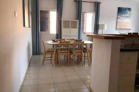 Limnaria - Luxurious, Spacious 3 Bed With Pool Views Paphos