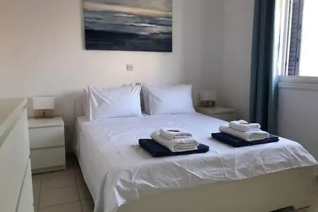 Limnaria - Luxurious, Spacious 3 Bed With Pool Views Lejlighed Paphos