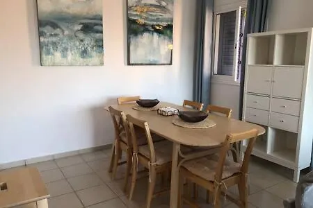 Limnaria - Luxurious, Spacious 3 Bed With Pool Views Lejlighed